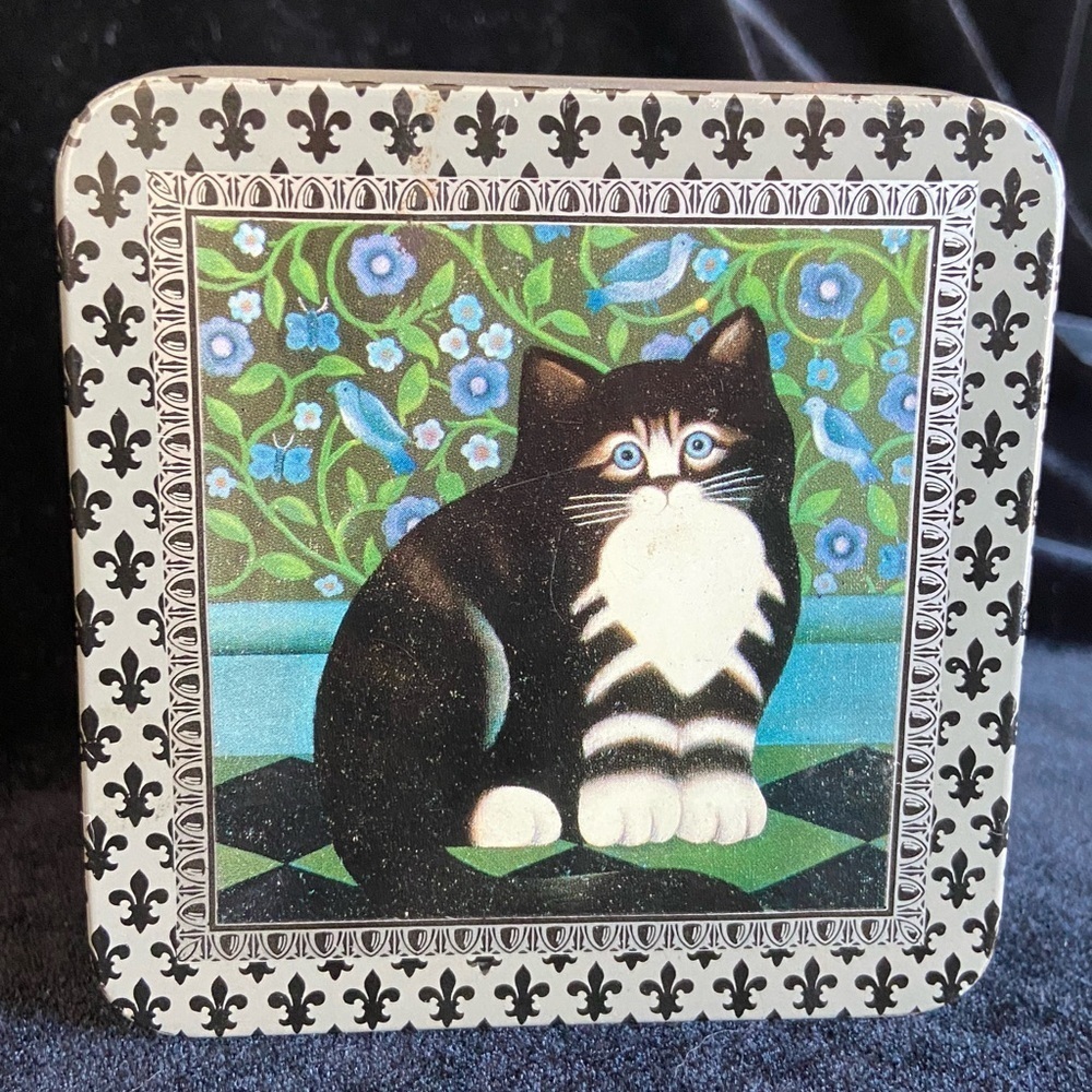 🖤 Dept 56 Clover Calico Cat Classical Cats Square Tin